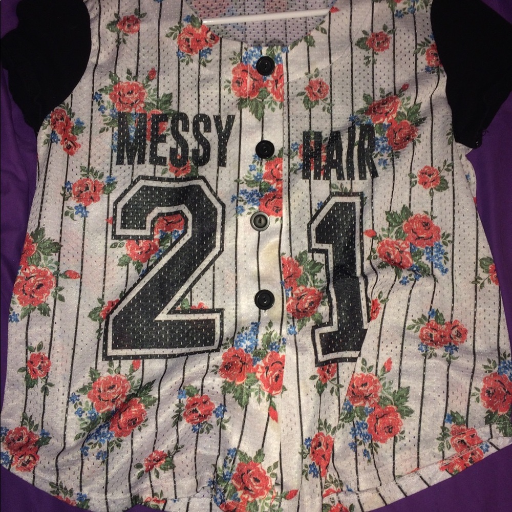 Rue 21 t shirt